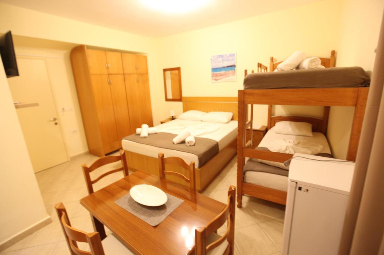 Hotel Prishtina Saranda Zewnętrze zdjęcie