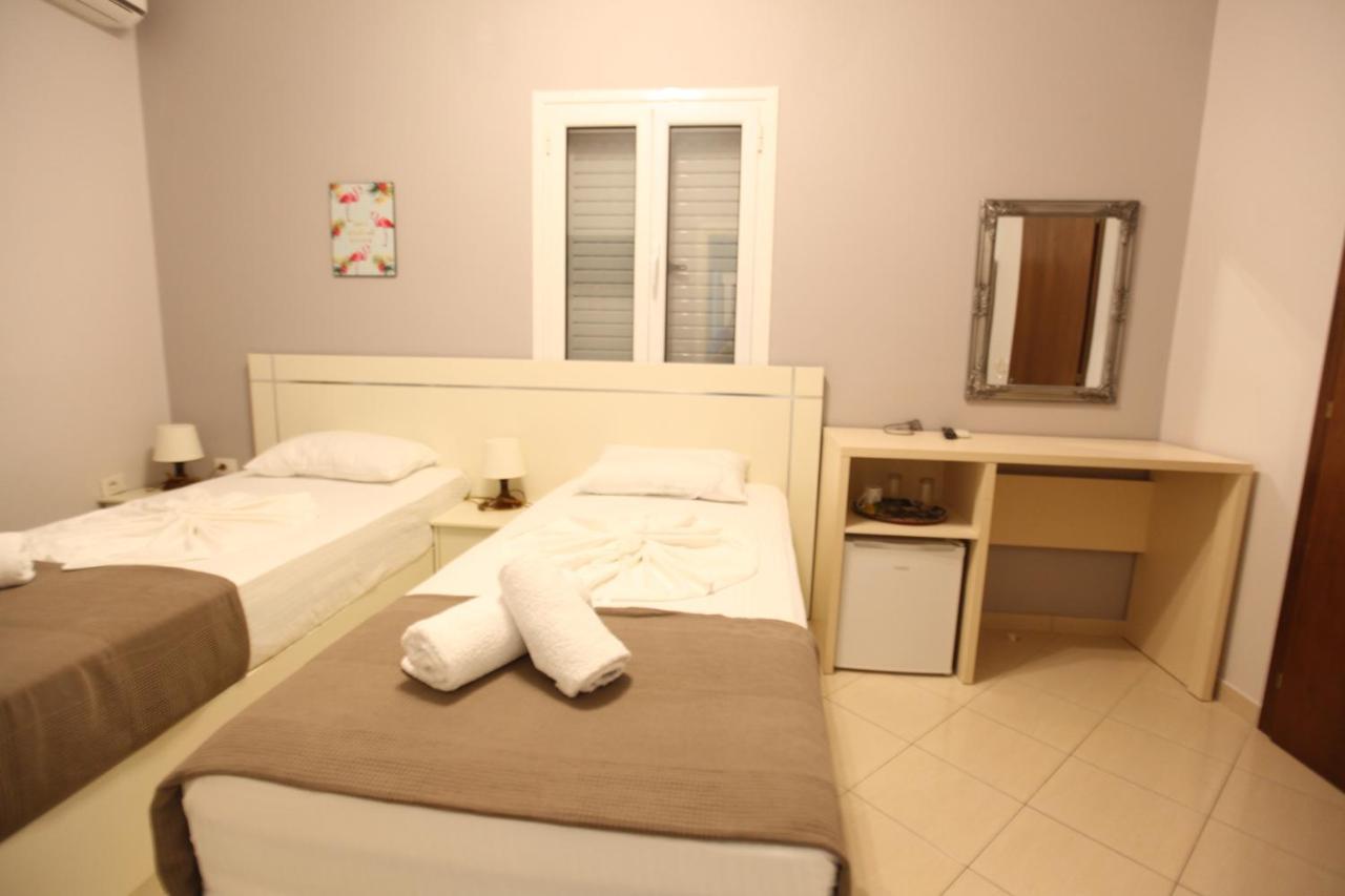 Hotel Prishtina Saranda Zewnętrze zdjęcie