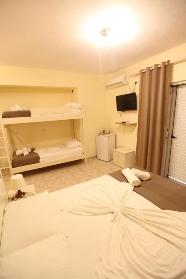 Hotel Prishtina Saranda Zewnętrze zdjęcie
