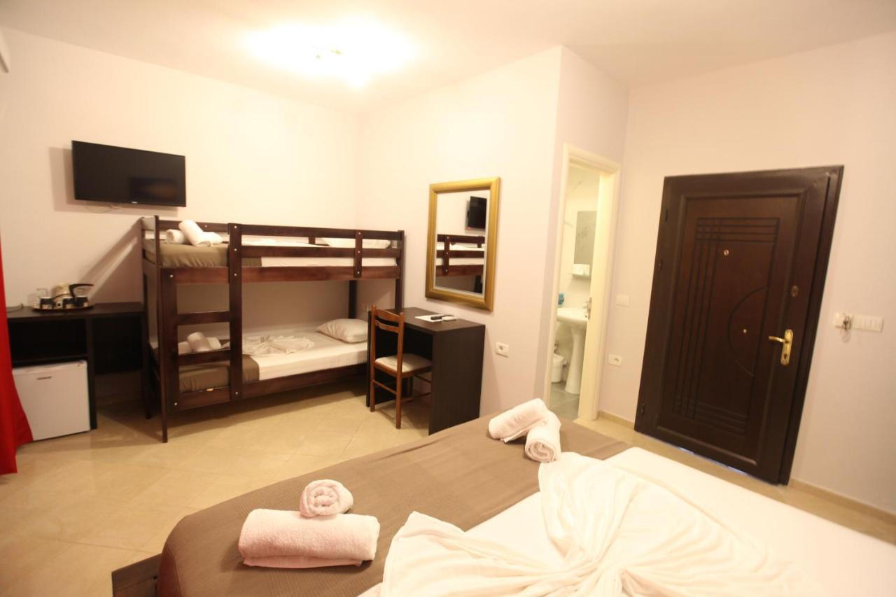 Hotel Prishtina Saranda Zewnętrze zdjęcie