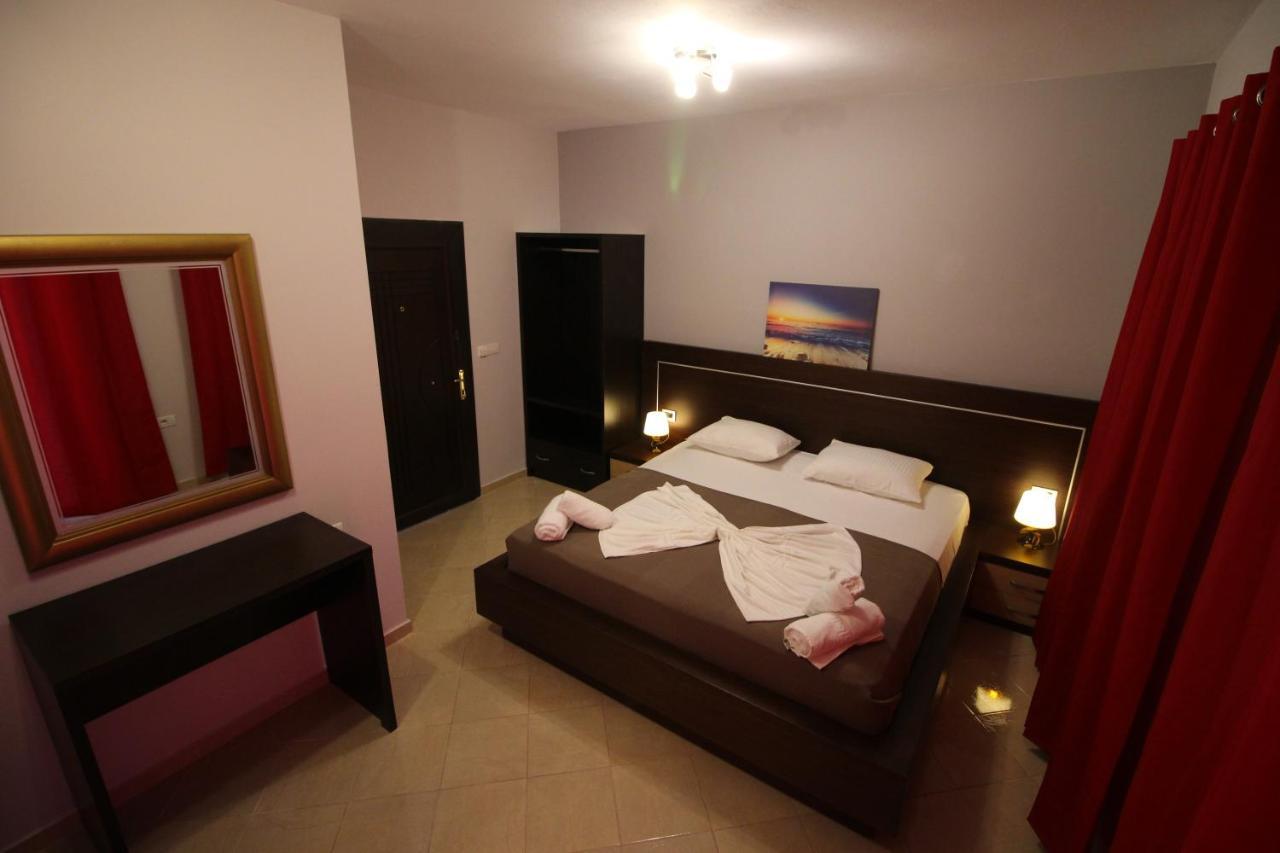 Hotel Prishtina Saranda Zewnętrze zdjęcie