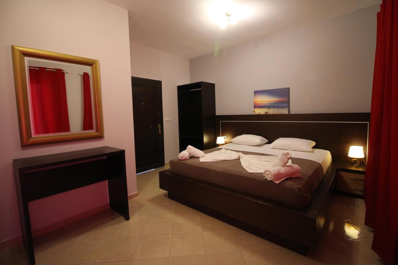 Hotel Prishtina Saranda Zewnętrze zdjęcie