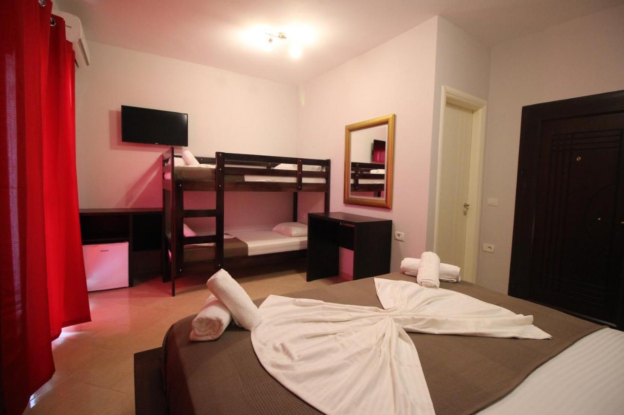 Hotel Prishtina Saranda Zewnętrze zdjęcie