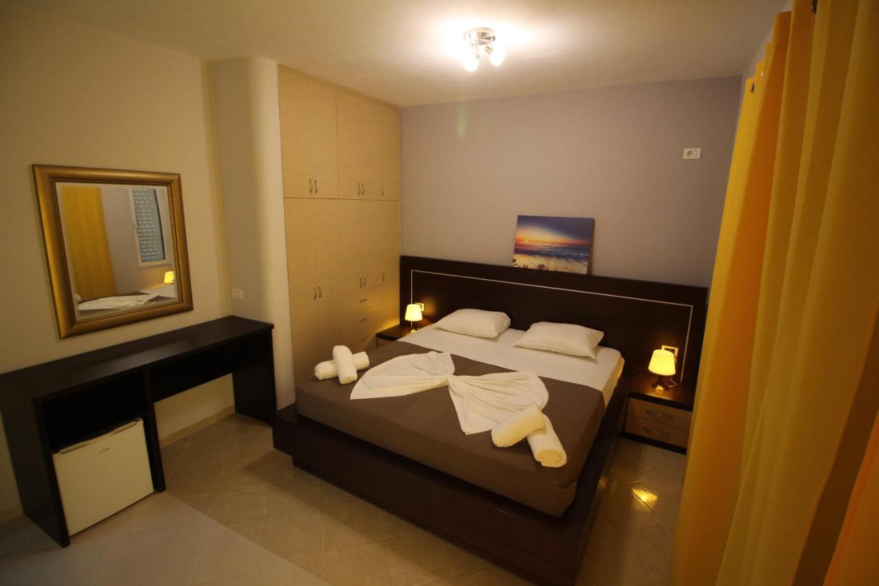 Hotel Prishtina Saranda Zewnętrze zdjęcie
