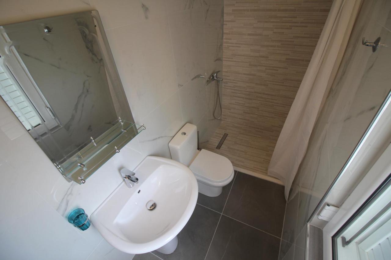 Hotel Prishtina Saranda Zewnętrze zdjęcie