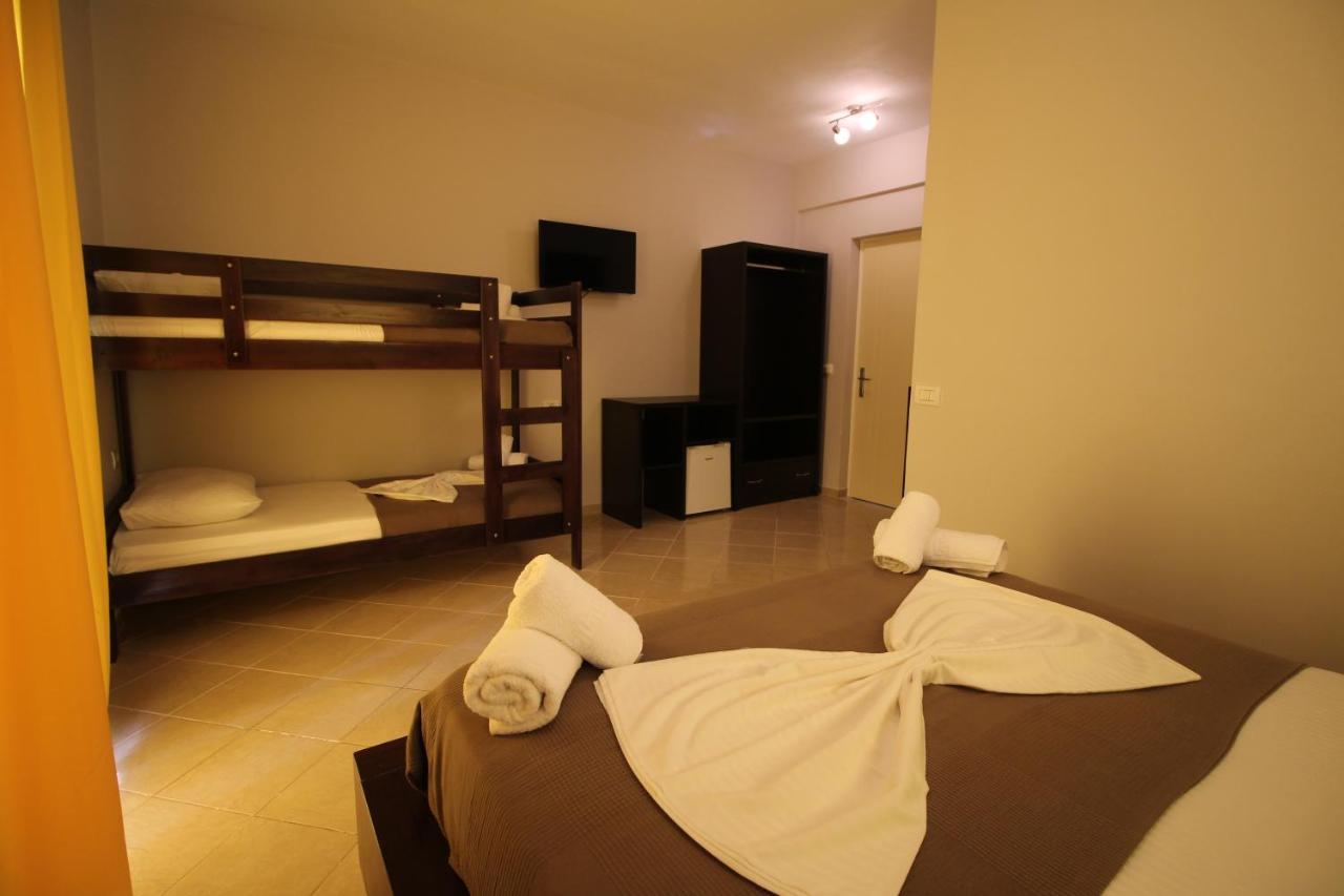 Hotel Prishtina Saranda Zewnętrze zdjęcie